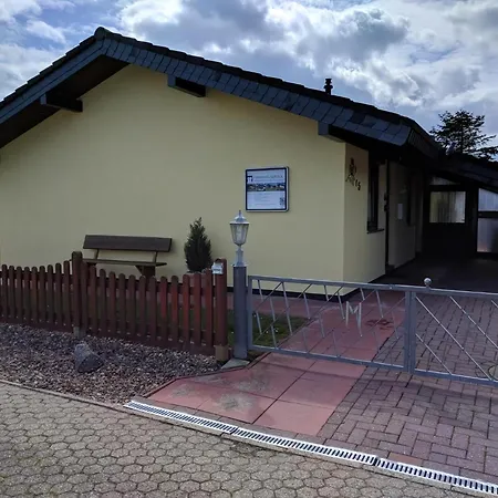 Holiday home Freistehendes Mit Terrasse Und Garten *